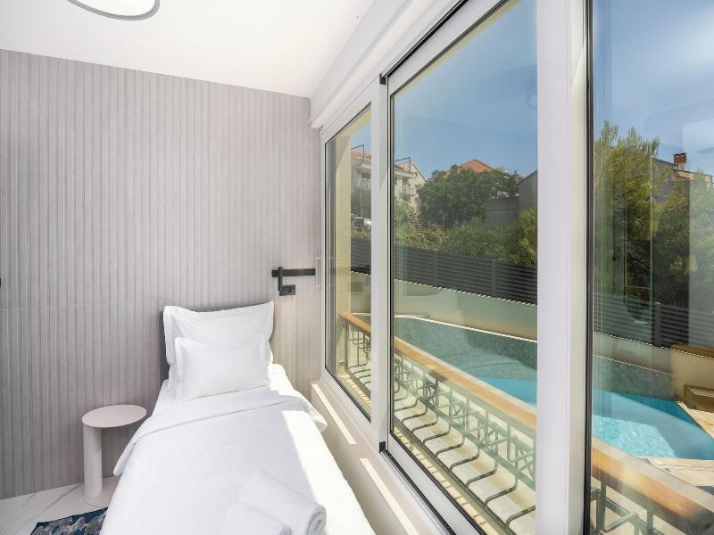Hotel Teranea image