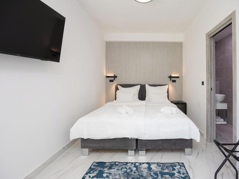 Hotel Teranea image