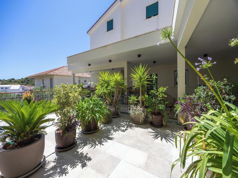 Hotel Teranea image