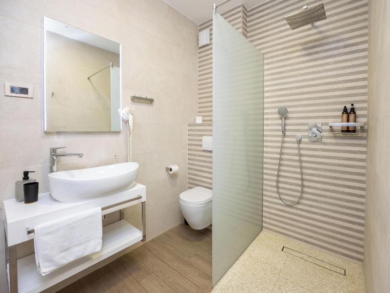 Hotel Teranea image