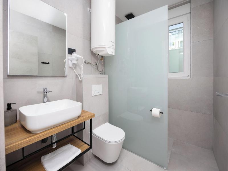 Hotel Teranea image