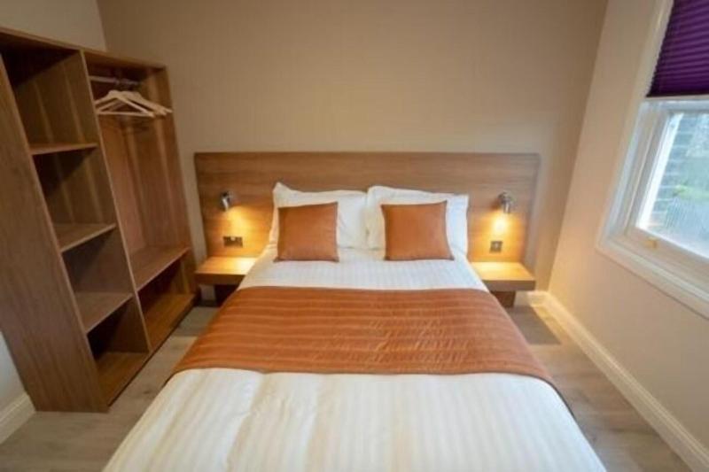 Eagle Hotel image
