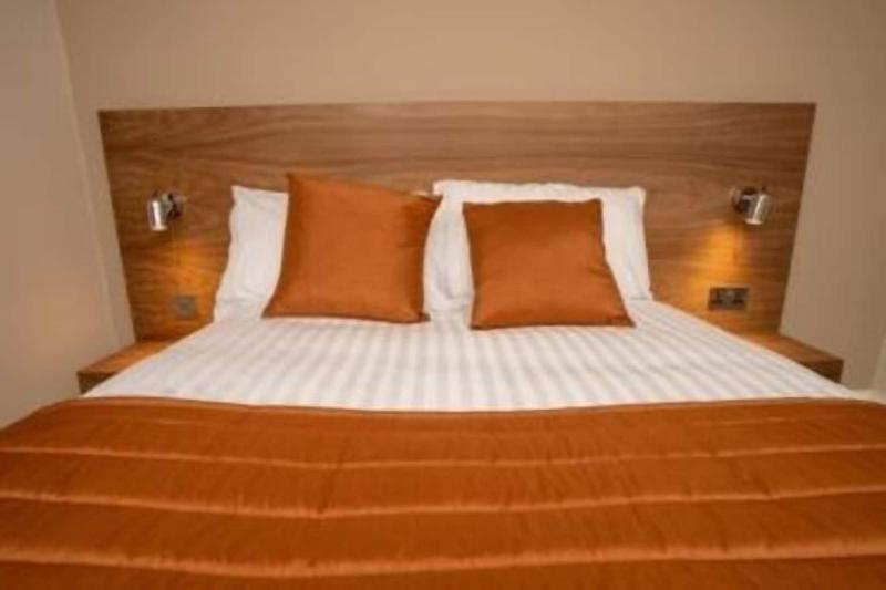 Eagle Hotel image