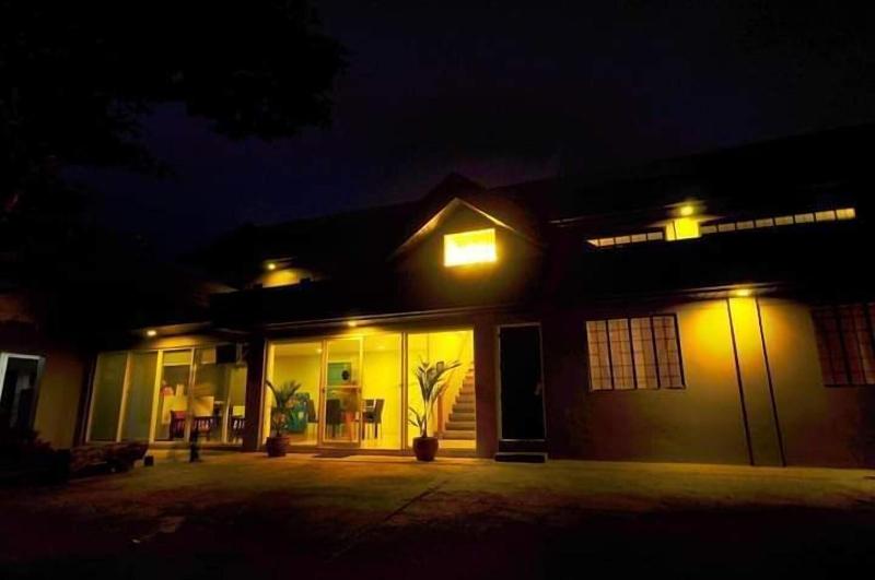 Kingsville Hotel image