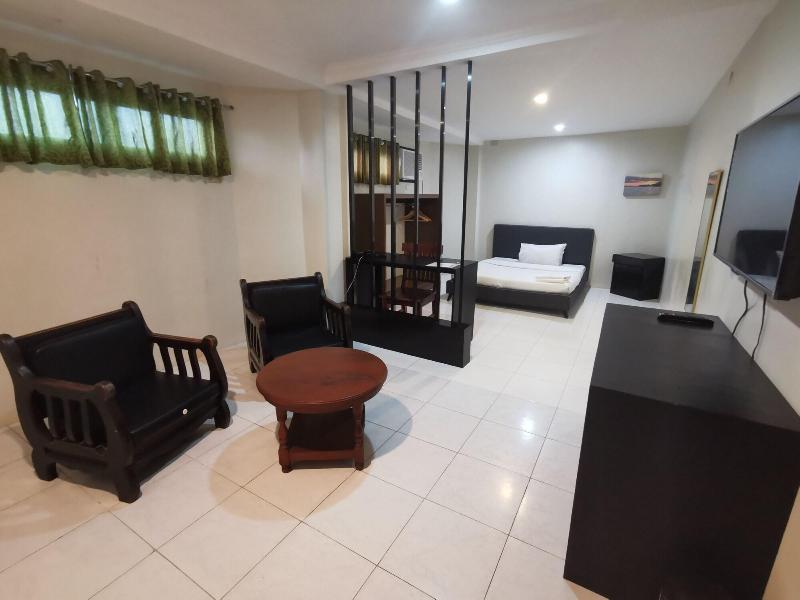 Kingsville Hotel image