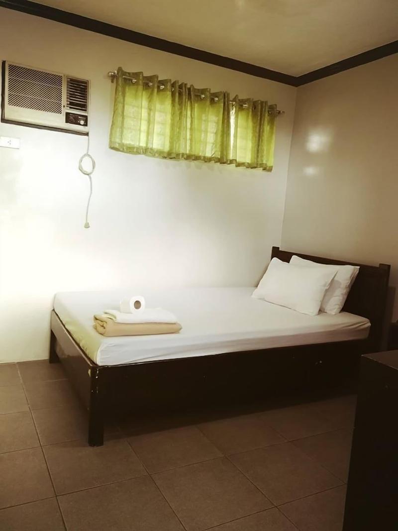 Kingsville Hotel image