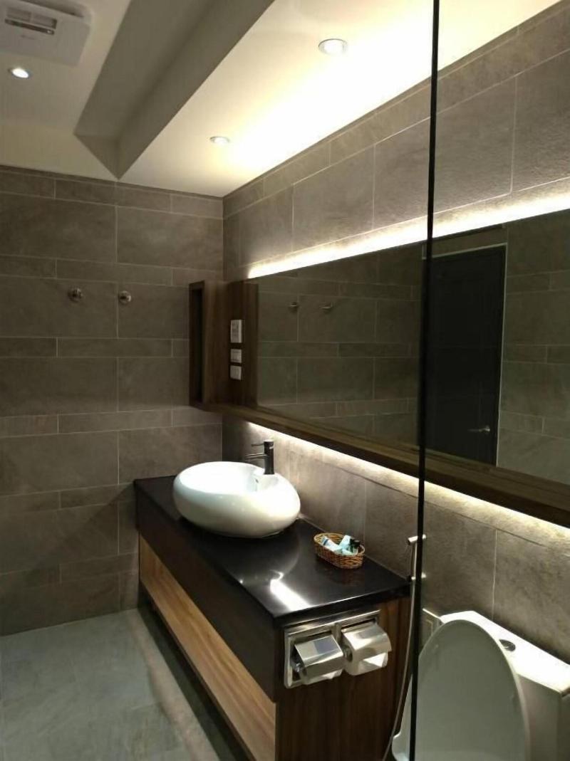 Lantan Moonlight Hotel image