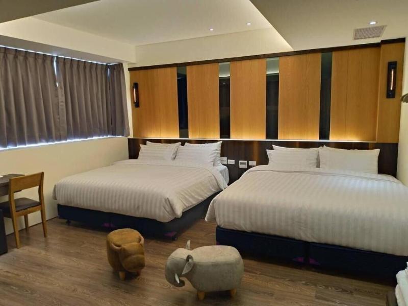 Lantan Moonlight Hotel image