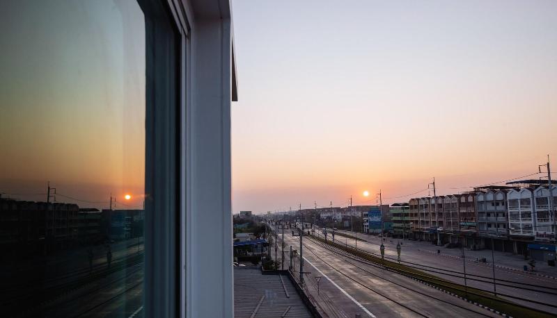 Sleep To Fly Hotel Hostel image