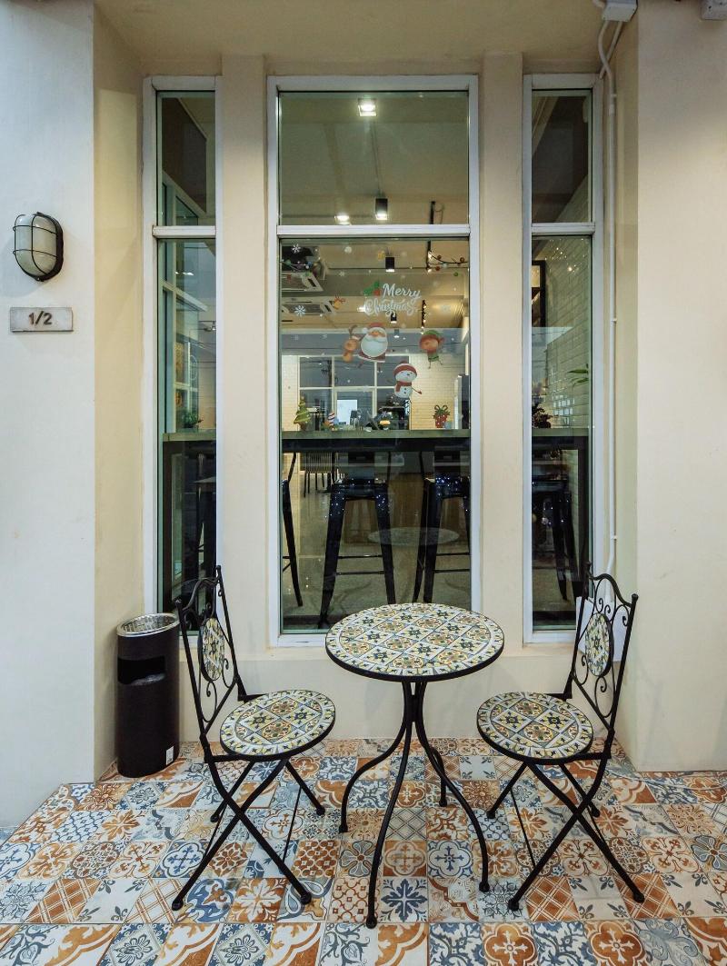 Sleep To Fly Hotel Hostel image