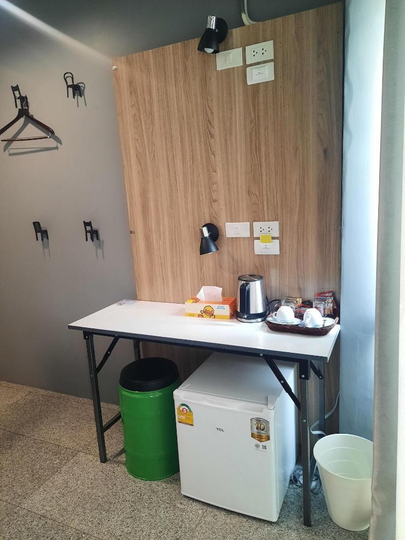 Sleep To Fly Hotel Hostel image