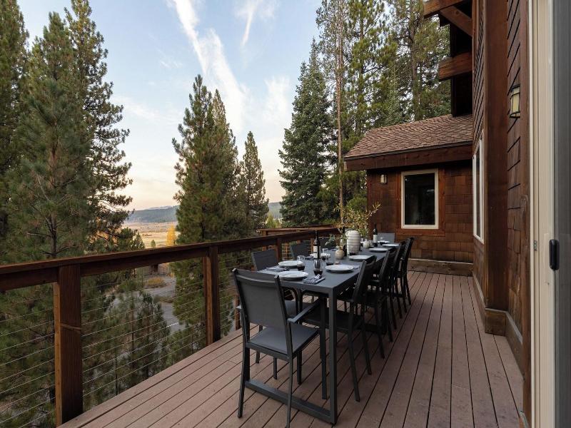 Redwood By Avantstay Secluded Cabin W Views Spa image