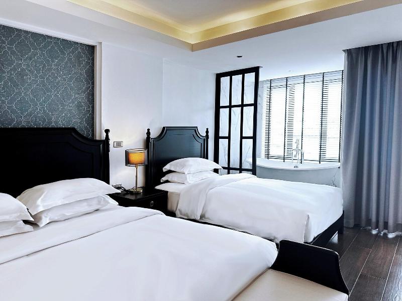 Glory Boutique Suite image