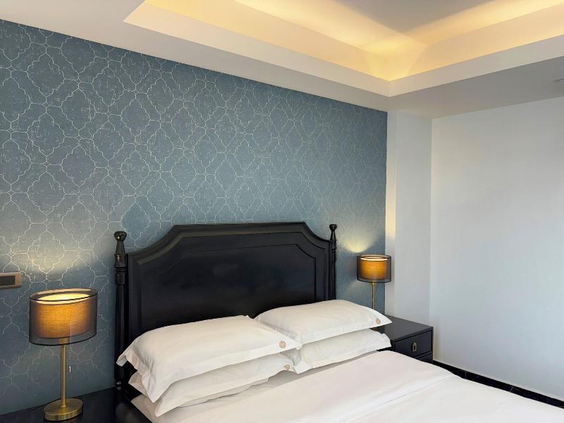 Glory Boutique Suite image