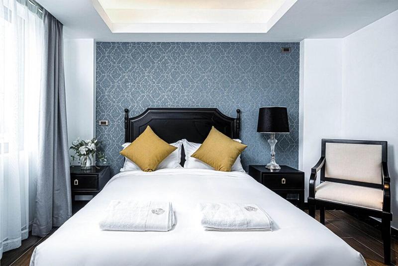 Glory Boutique Suite image