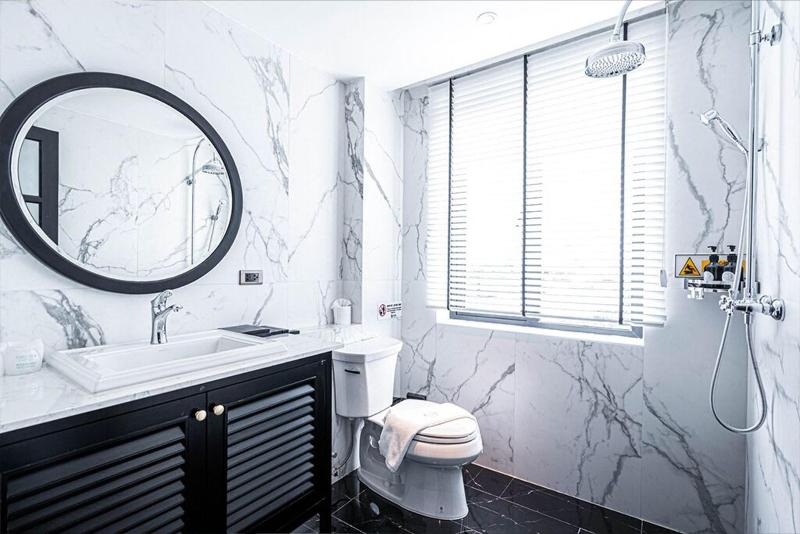 Glory Boutique Suite image