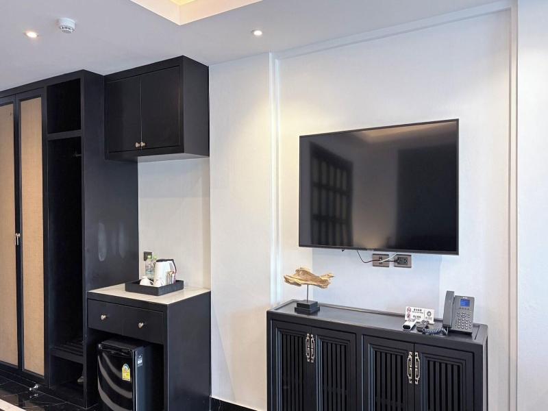 Glory Boutique Suite image