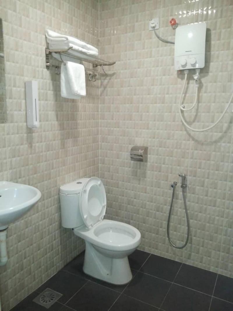 Sam Hotel image
