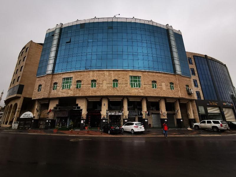 Alfakher Hotel Apartments image