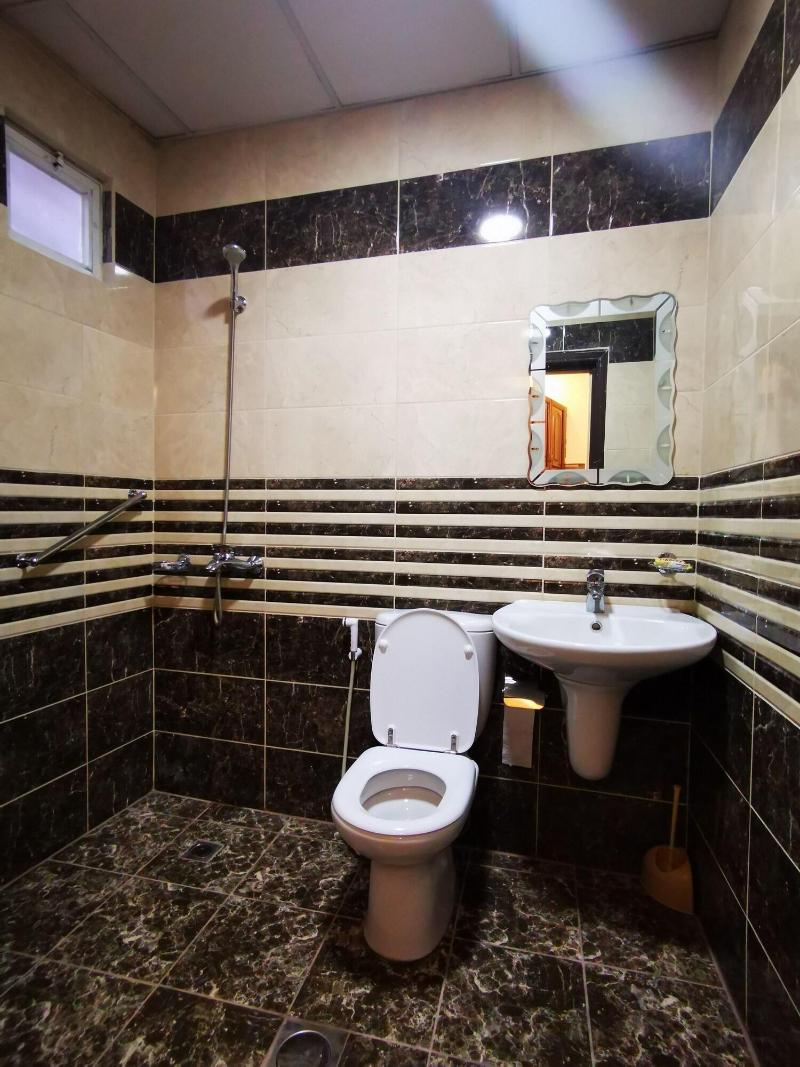 Alfakher Hotel Apartments image