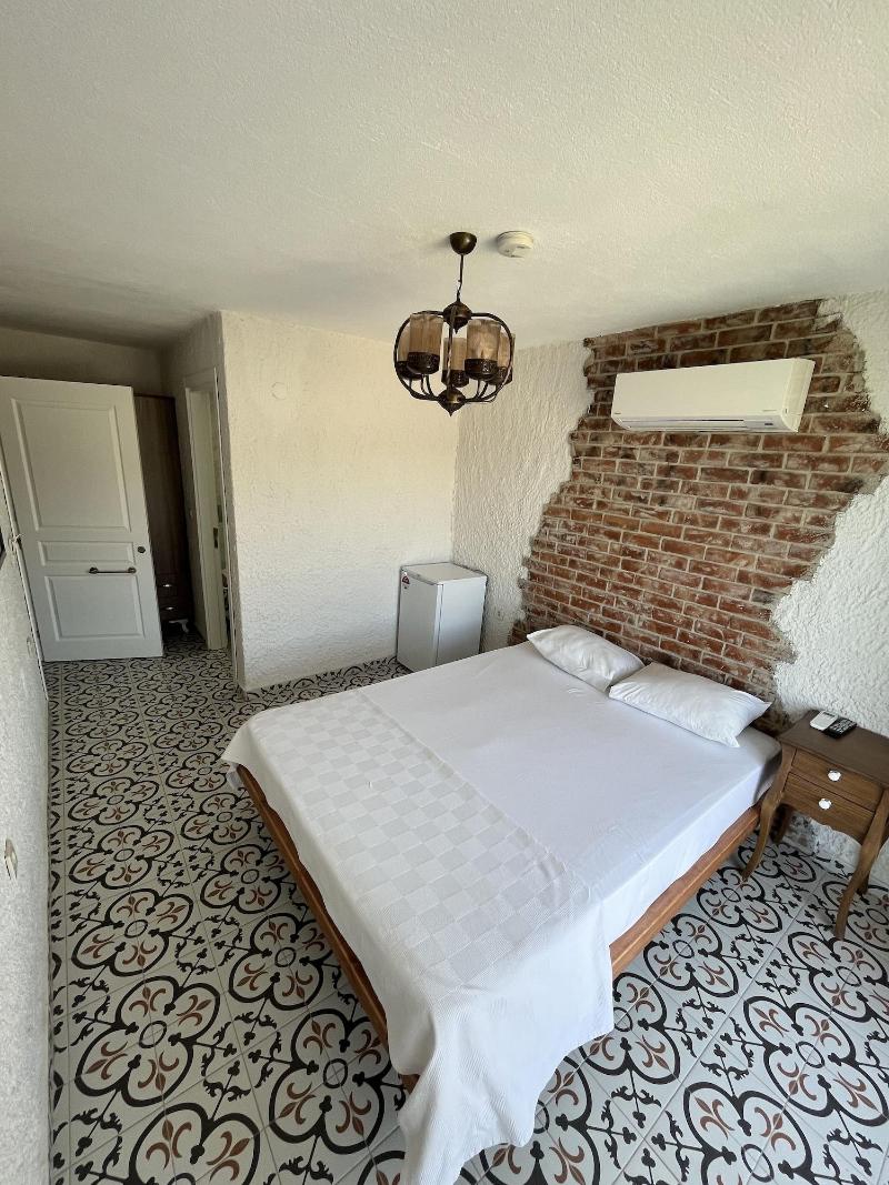 Villa Veria image