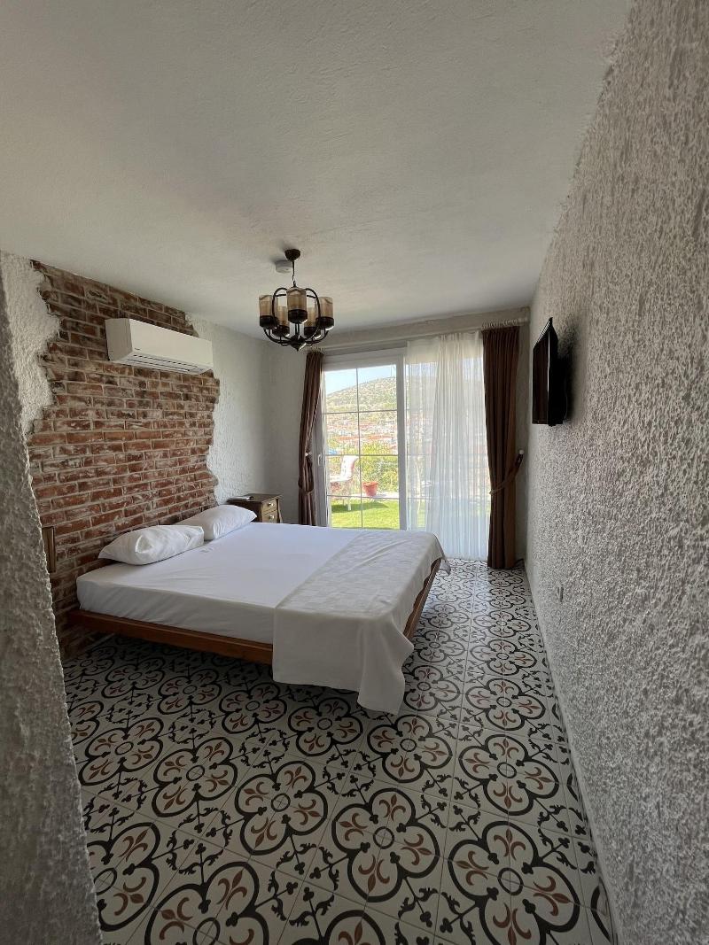 Villa Veria image