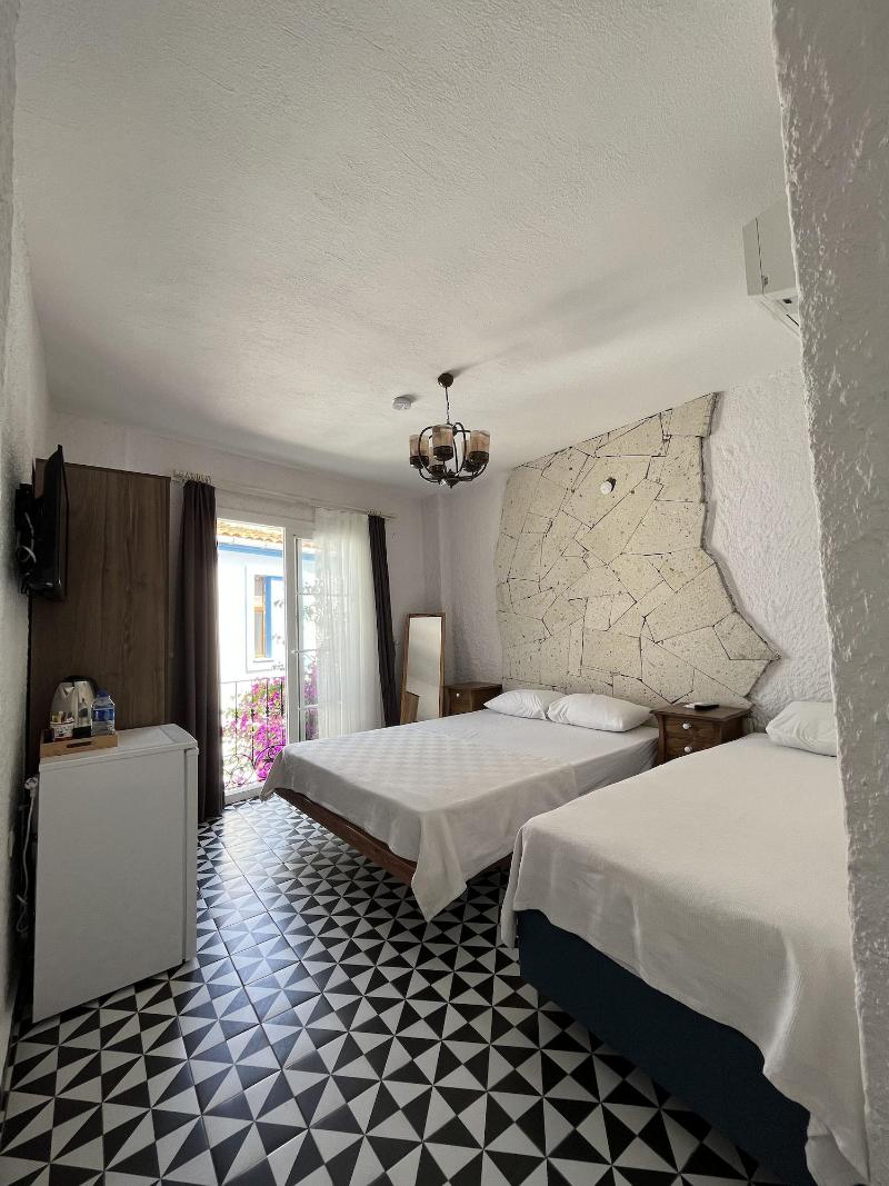 Villa Veria image
