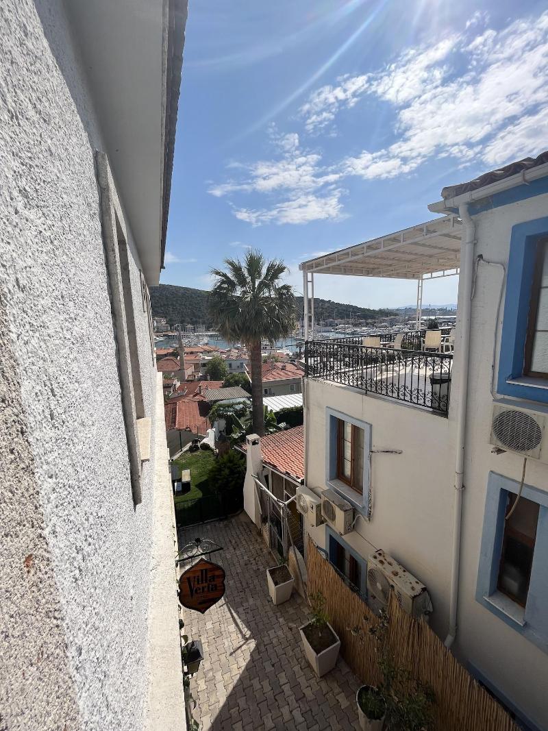Villa Veria image