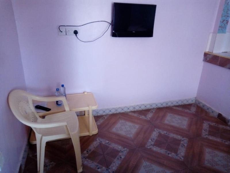 Ruby G Hotel And Club image