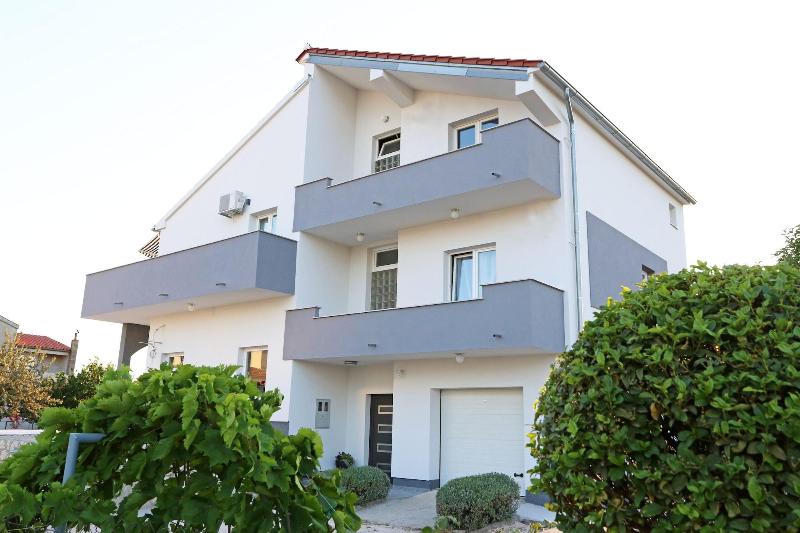 Guesthouse Villa Domenico — exterior view