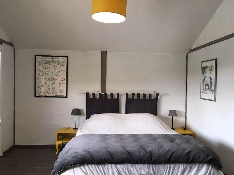 Chambres D Ha Tes La Villa Des Poa Tes image