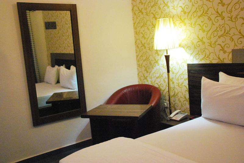 Tuscany Suites image