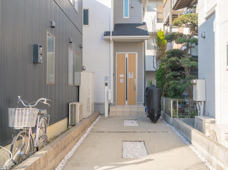 Angeline House — main photo