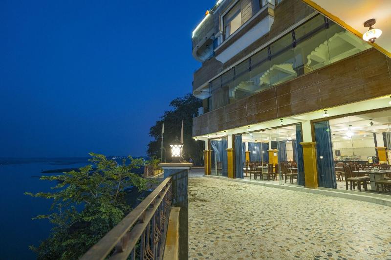 Narmade River View Resort — main photo