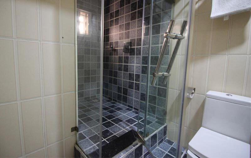 Le Eldera Hotel image