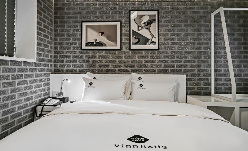 Vinn Haus image