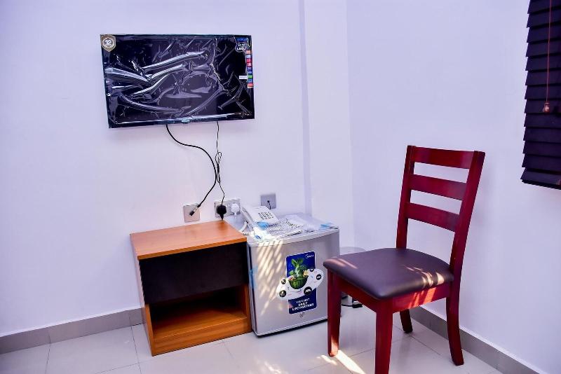 Thrivemax Hotel And Suites image