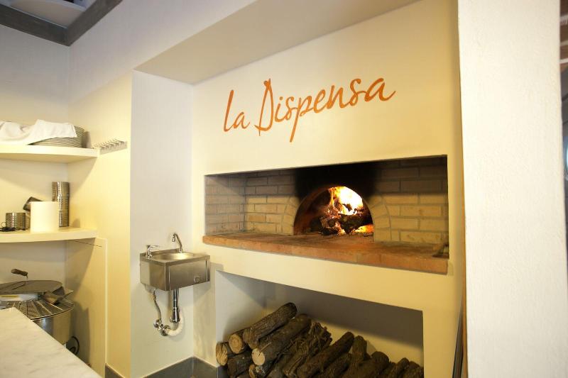 B B La Dispensa image