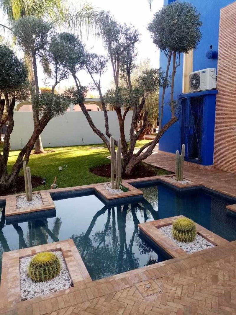 Heliconia Park — main photo