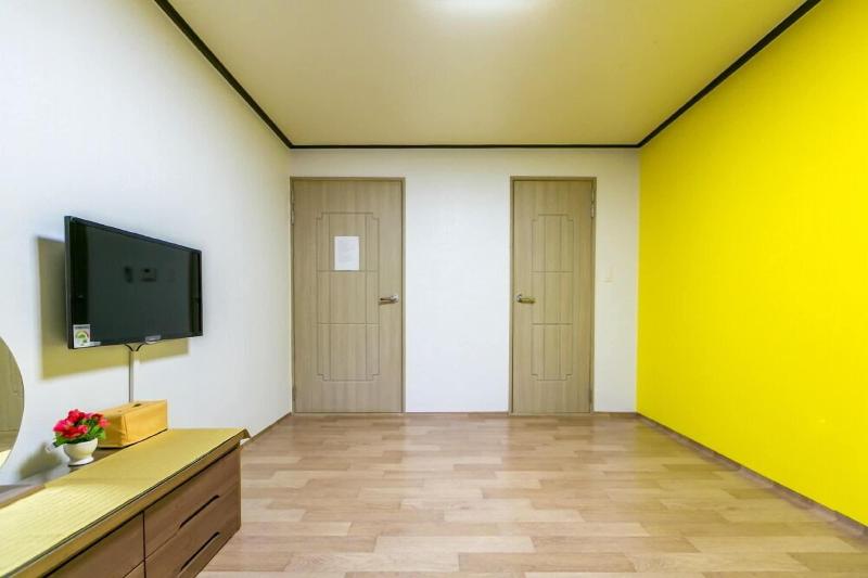 Gatnaeum Pension image