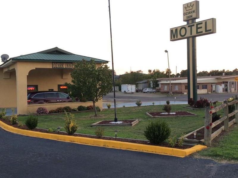 Ozark Springs Lodge image