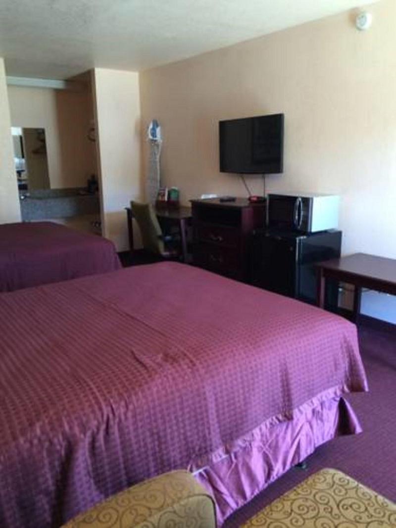 Ozark Springs Lodge image