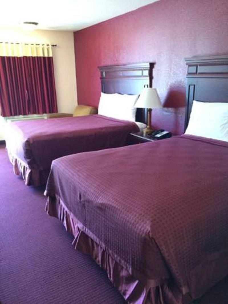 Ozark Springs Lodge image