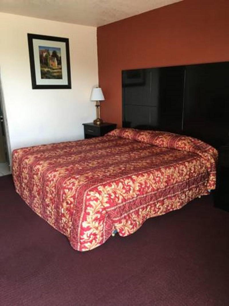 Ozark Springs Lodge image
