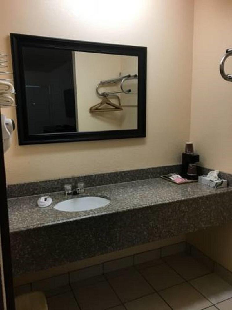 Ozark Springs Lodge image