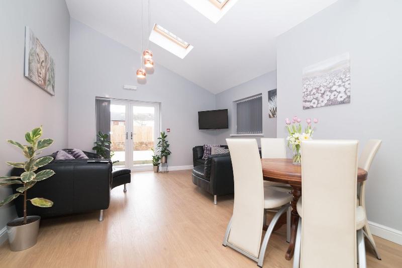 West Brom Premium Stay — main photo