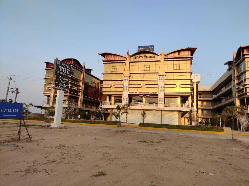 Hotel The Grand Takshak