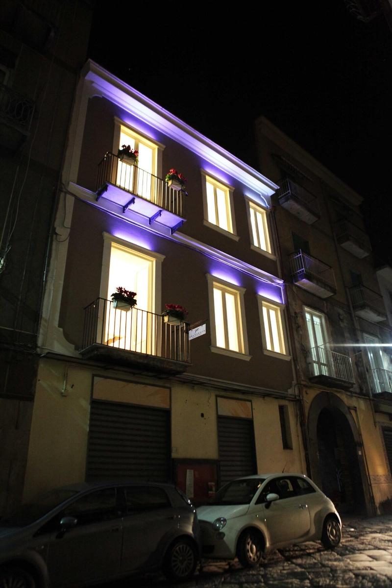 900 B B — photo 4