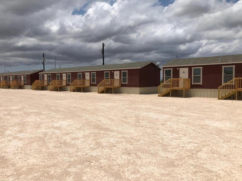 Monahans Country Inn