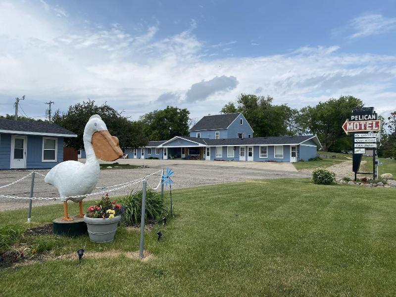 Pelican Motel image